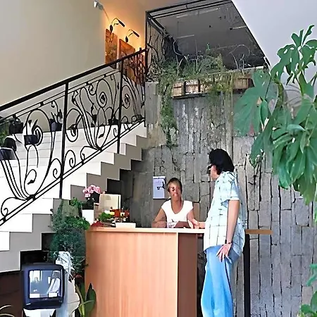 Lotus Family - Free Parking Hotel 5*